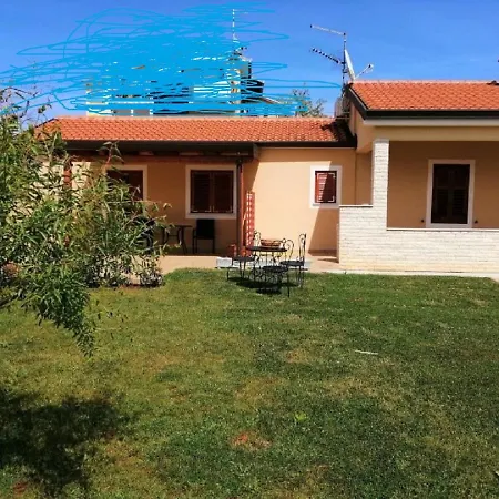 Mima With Garden