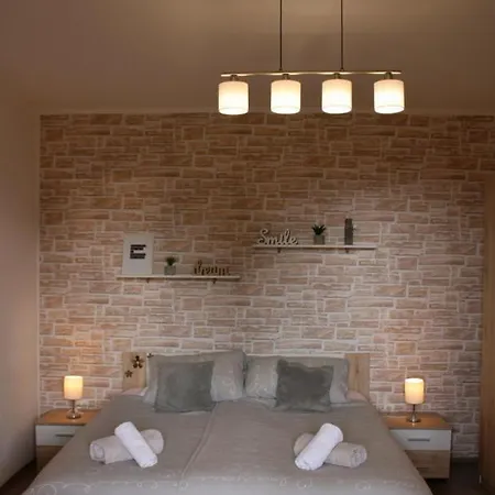 Apartment Mima With Garden *