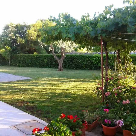 Mima With Garden Apartment *