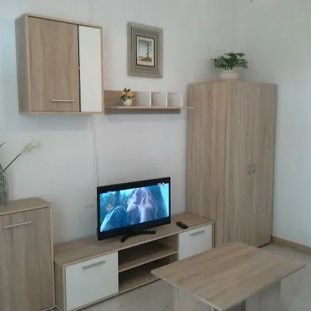 Apartment Mima With Garden Umag